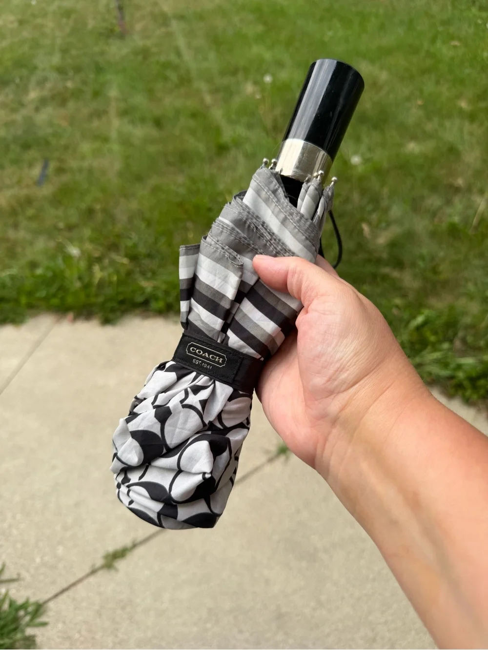 Coach Black & White Signature Foldable Umbrella